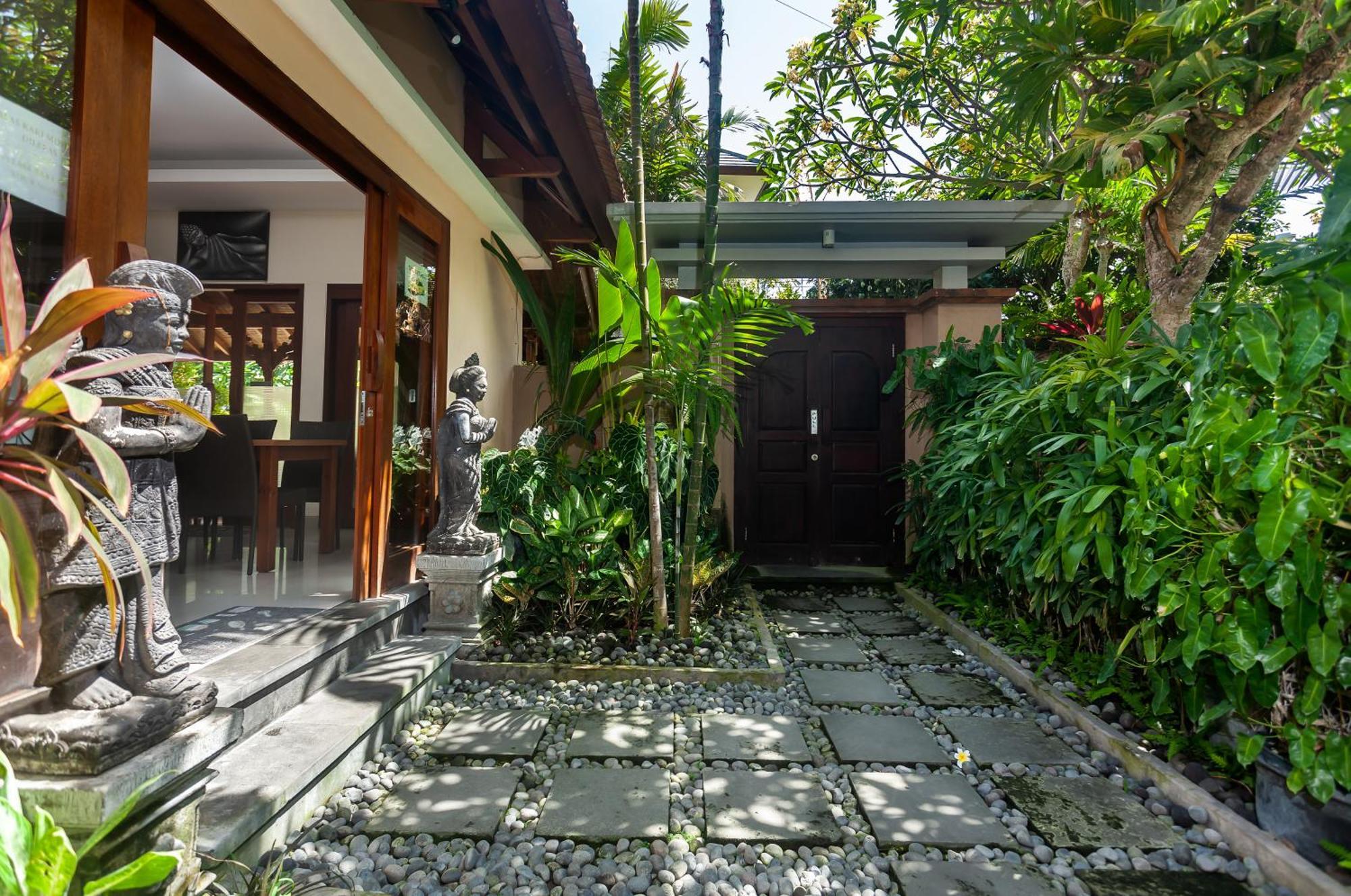 Отель Anindya Sanur Экстерьер фото